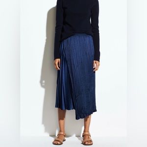 Vince Mixed Pleat Wrap Midi Skirt （blue)